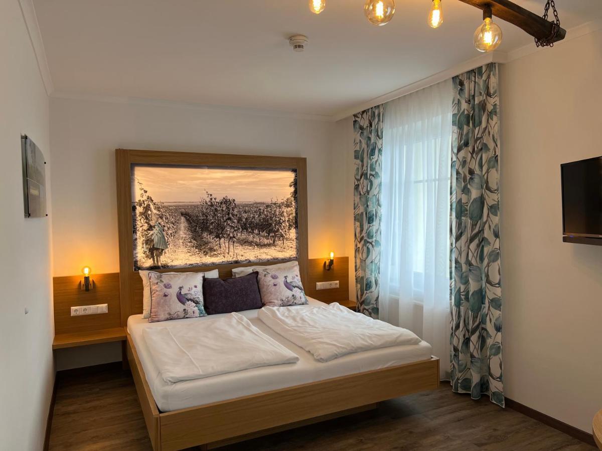 Haus Kranixfeld-Fischl Hotel Mörbisch am See Buitenkant foto