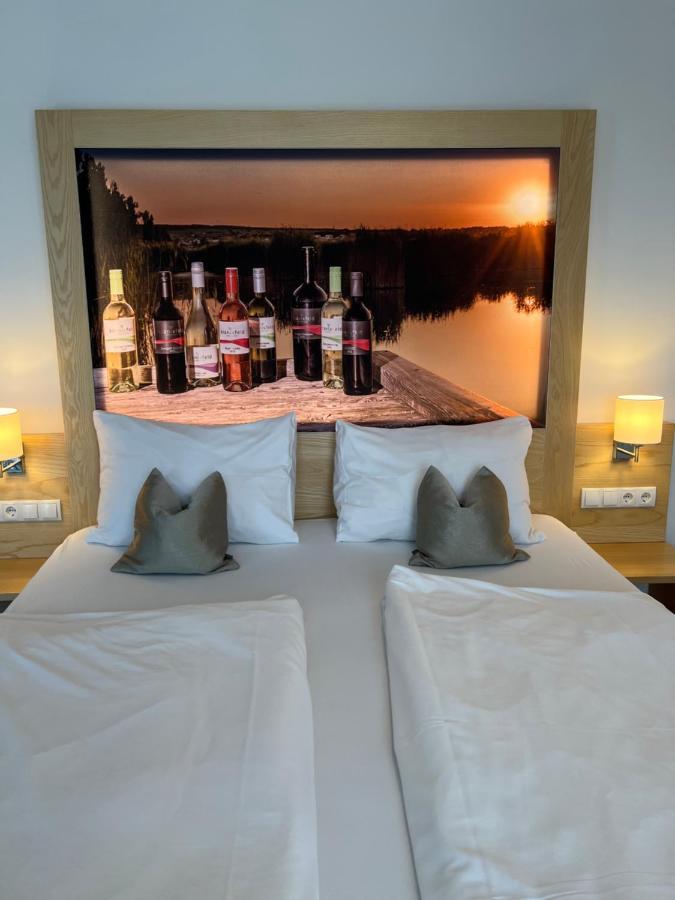 Haus Kranixfeld-Fischl Hotel Mörbisch am See Buitenkant foto